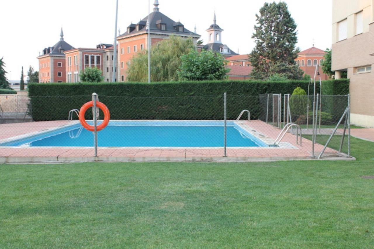 Appartamento Alameda del Tormes Santa Marta de Tormes Esterno foto