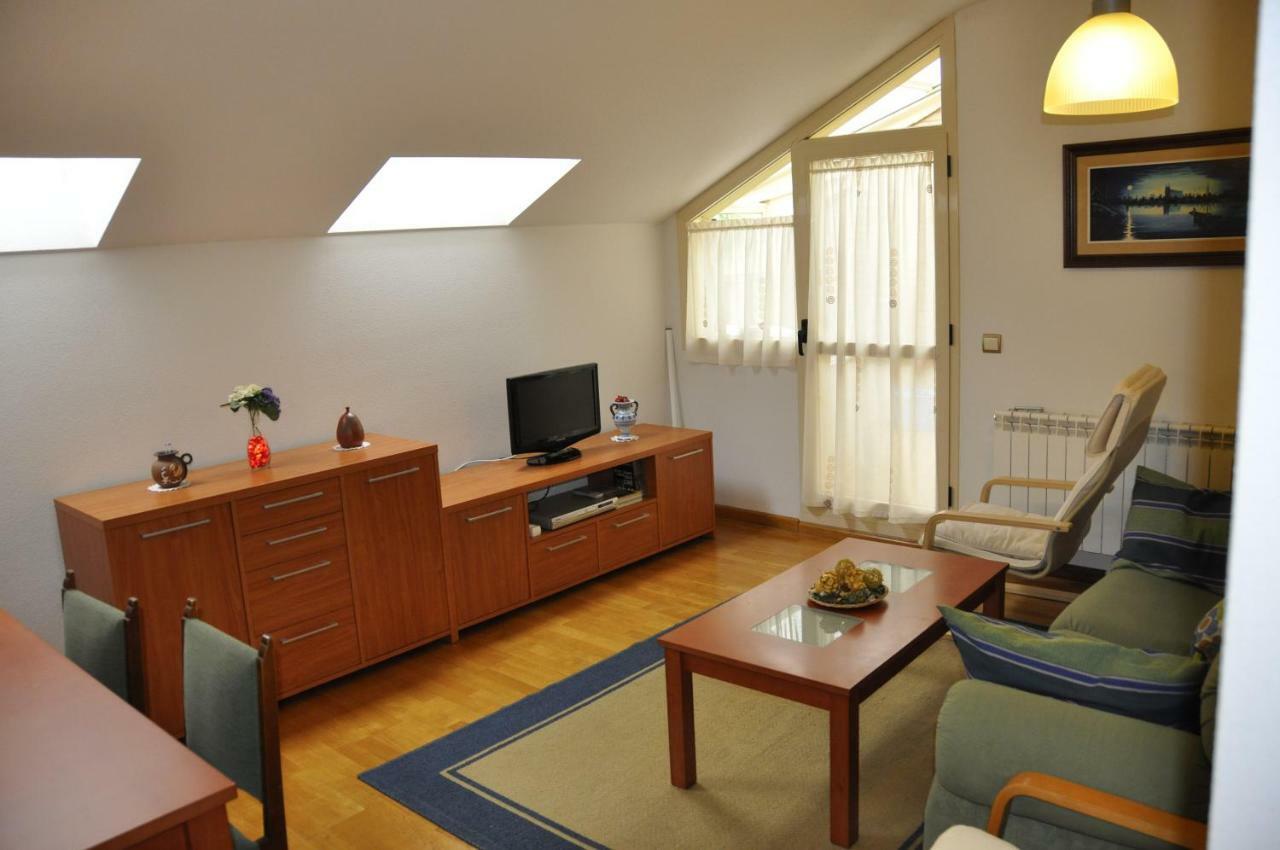 Appartamento Alameda del Tormes Santa Marta de Tormes Esterno foto
